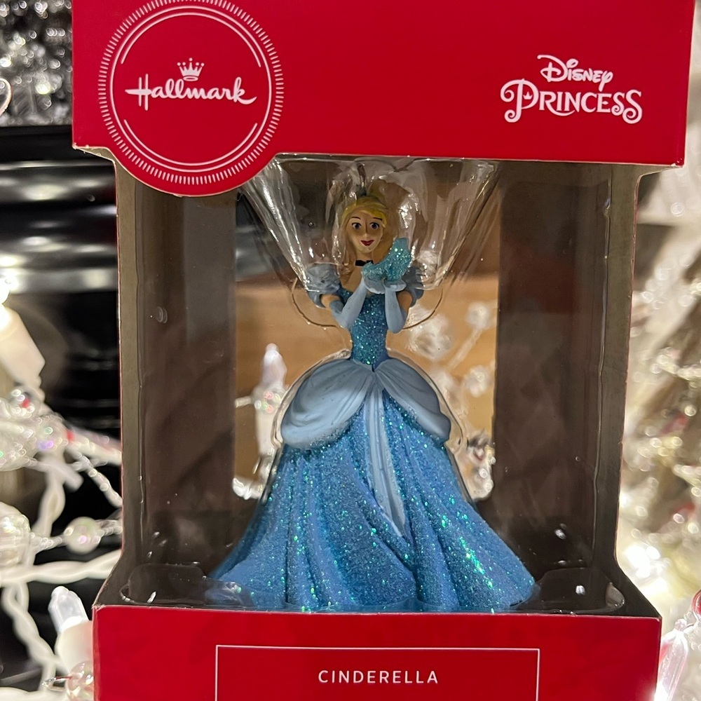 Hallmark Disney Cinderella Holding Glass Slipper Christmas Ornament
